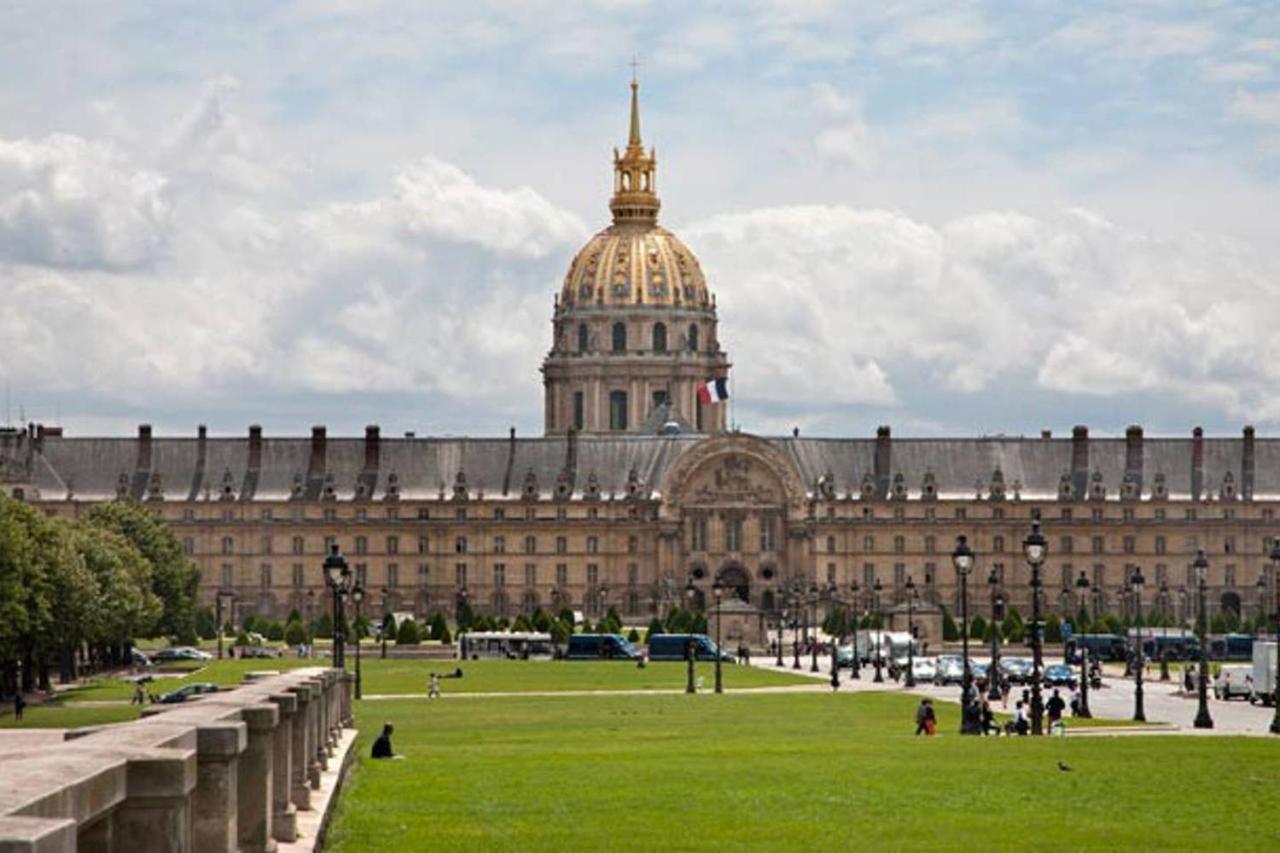 Апартаменты Modernized Studio - Meters From The Invalides Gardens Париж Экстерьер фото